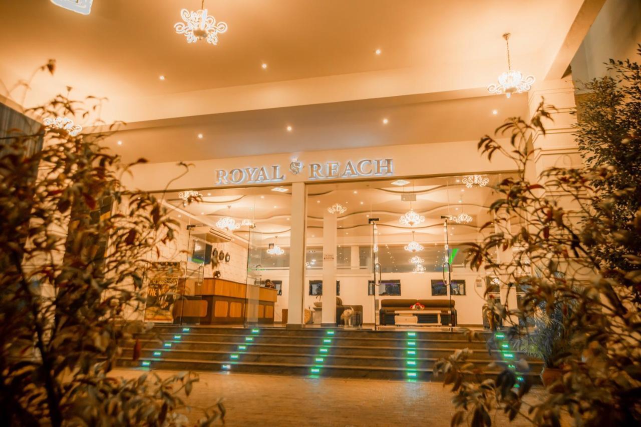 Royal Reach Udawalawe Hotell Exteriör bild
