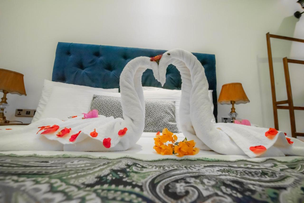 Royal Reach Udawalawe Hotell Exteriör bild