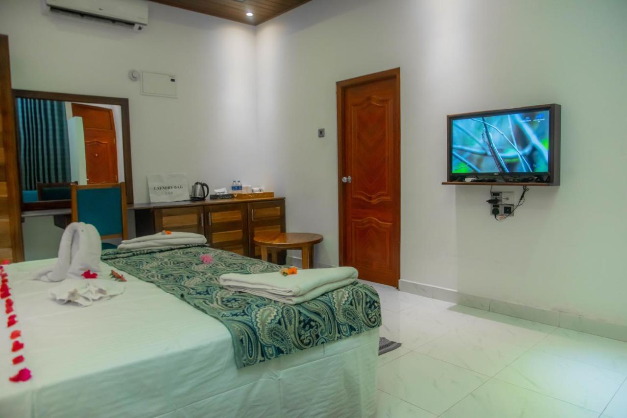 Royal Reach Udawalawe Hotell Rum bild