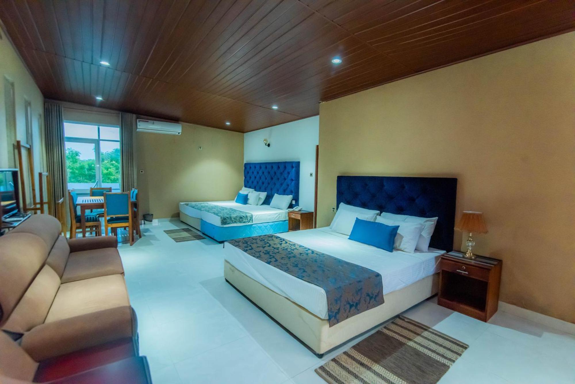 Royal Reach Udawalawe Hotell Rum bild
