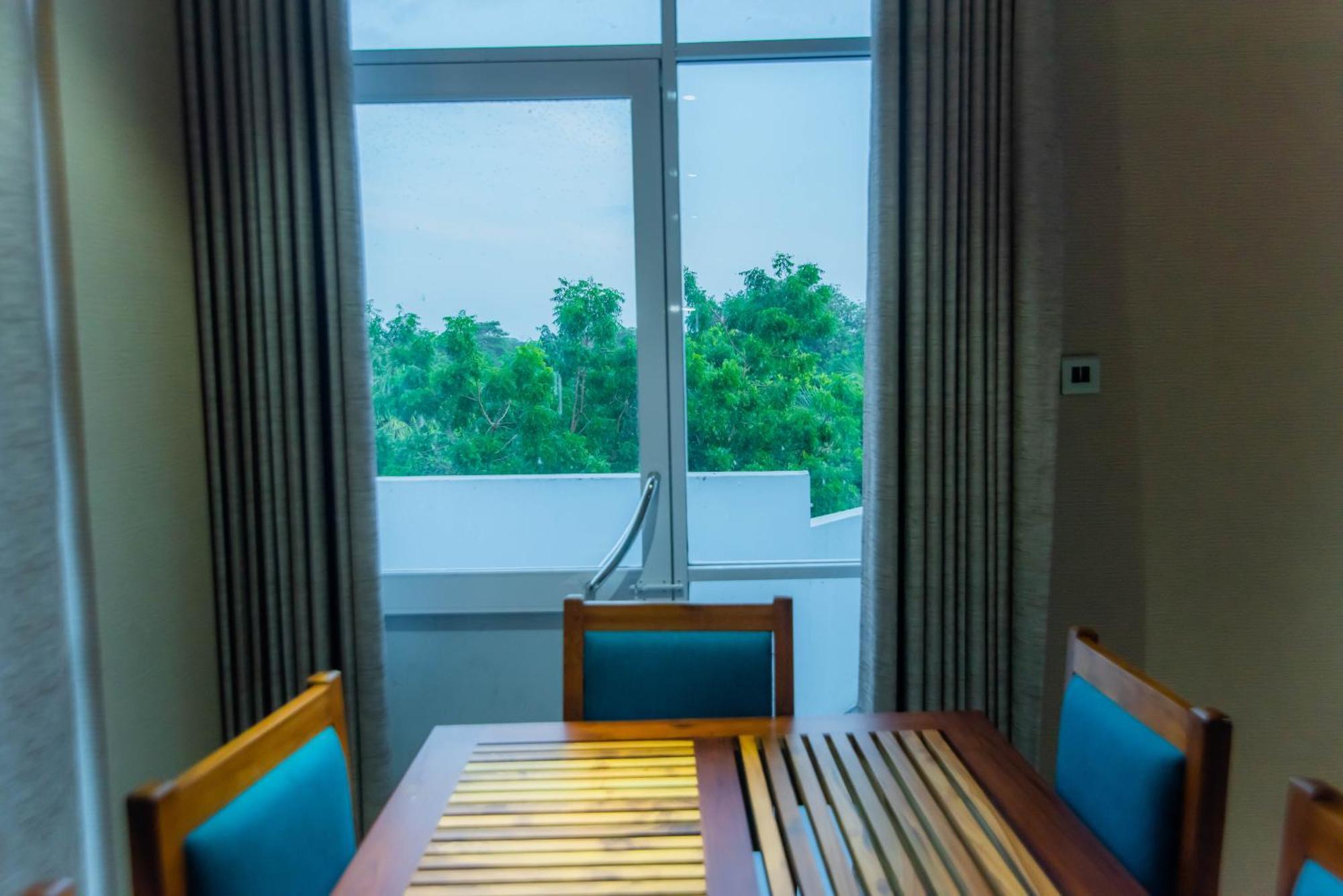 Royal Reach Udawalawe Hotell Rum bild
