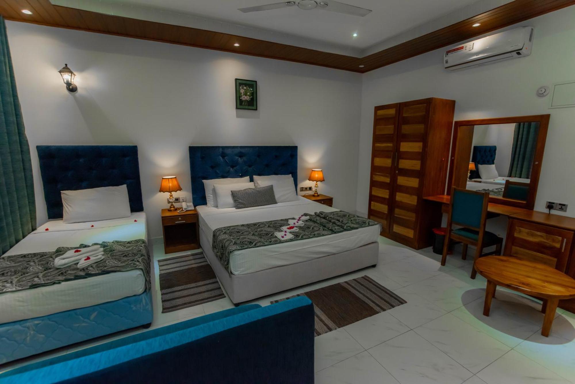 Royal Reach Udawalawe Hotell Rum bild
